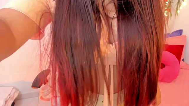 Snapshot of Sweet_Chloe06 chatting on 12-18-24, 05:42 Sweet Chloe06 online show from 12-18-24, 05:42