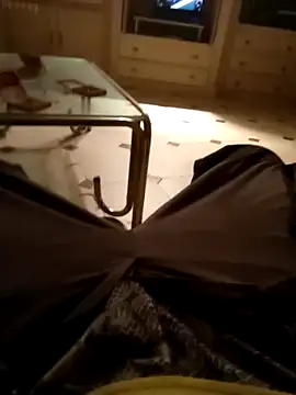 Snapshot of rush6983 chatting on 02-28-25, 03:37 rush6983 online show from 02-28-25, 03:37