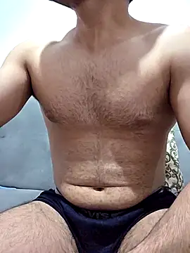 Snapshot of samcumms chatting on 03-17-25, 04:33 samcumms online show from 03-17-25, 04:33