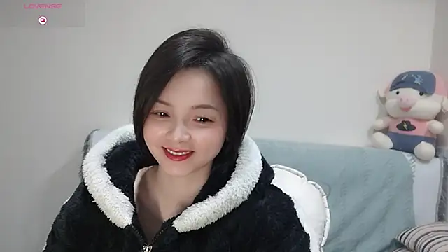 judy522 online show from 12-22-24, 05:32