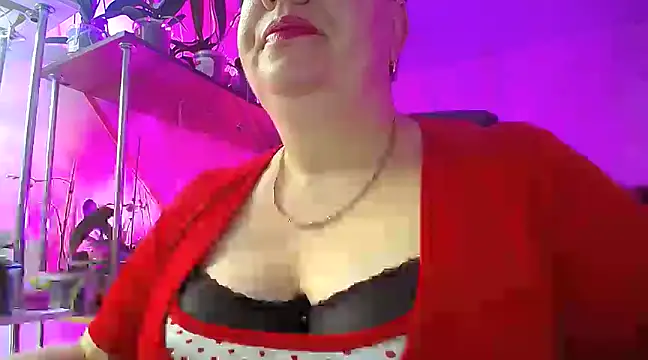 Snapshot of _Sweet_Woman chatting on 01-10-25, 08:18  Sweet Woman online show from 01-10-25, 08:18