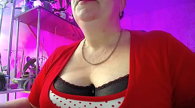 Snapshot of _Sweet_Woman chatting on 01-12-25, 02:30  Sweet Woman online show from 01-12-25, 02:30