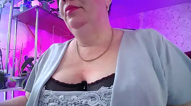 Snapshot of _Sweet_Woman chatting on 01-14-25, 12:45  Sweet Woman online show from 01-14-25, 12:45