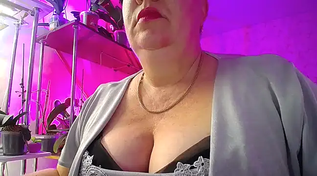 Snapshot of _Sweet_Woman chatting on 01-24-25, 01:36  Sweet Woman online show from 01-24-25, 01:36