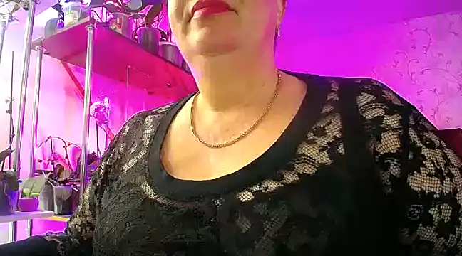 Snapshot of _Sweet_Woman chatting on 02-15-25, 08:33  Sweet Woman online show from 02-15-25, 08:33