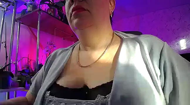 Snapshot of _Sweet_Woman chatting on 02-19-25, 01:39  Sweet Woman online show from 02-19-25, 01:39
