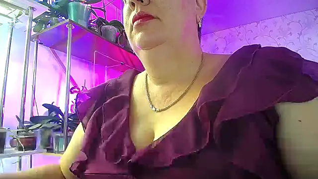 Snapshot of _Sweet_Woman chatting on 09-09-25, 04:34  Sweet Woman online show from 09-09-25, 04:34