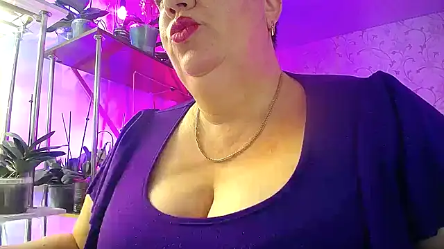 Snapshot of _Sweet_Woman chatting on 10-24-25, 01:07  Sweet Woman online show from 10-24-25, 01:07