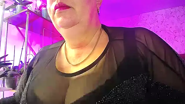 Snapshot of _Sweet_Woman chatting on 10-26-25, 05:35  Sweet Woman online show from 10-26-25, 05:35