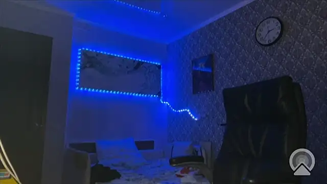 Aki-Laky online show from 04-24-26, 09:39