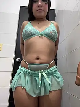 Snapshot of melyescobar chatting on 07-18-26, 04:05 melyescobar online show from 07-18-26, 04:05