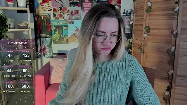 LadyIzabel online show from 12-12-24, 08:36