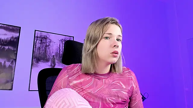 AliceSunday online show from 12-08-24, 02:41