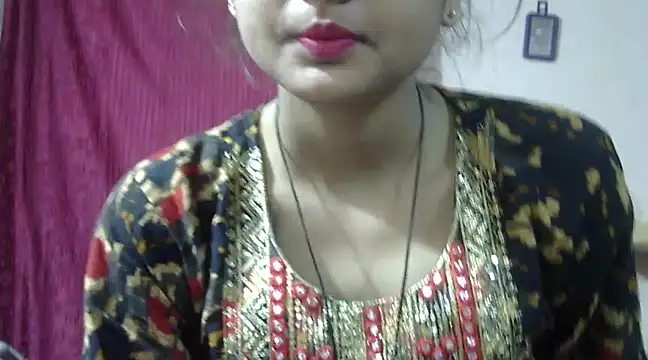 Snapshot of Aayesha chatting on 12-19-24, 09:40 Aayesha online show from 12-19-24, 09:40