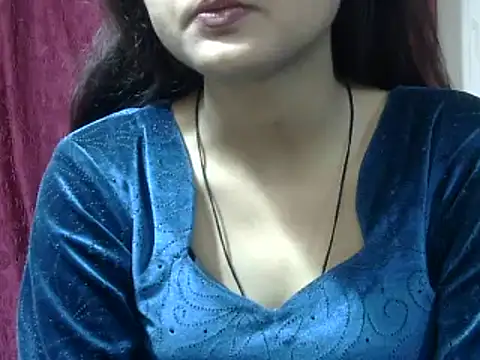 Snapshot of Aayesha chatting on 12-28-24, 03:15 Aayesha online show from 12-28-24, 03:15