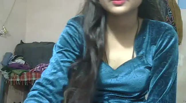 Snapshot of Aayesha chatting on 01-17-25, 10:22 Aayesha online show from 01-17-25, 10:22