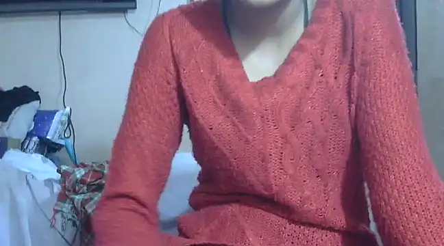Snapshot of Aayesha chatting on 02-11-25, 03:40 Aayesha online show from 02-11-25, 03:40