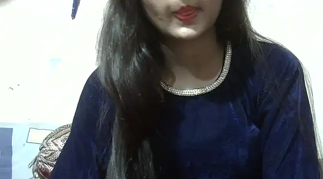 Snapshot of Aayesha chatting on 02-18-25, 02:38 Aayesha online show from 02-18-25, 02:38