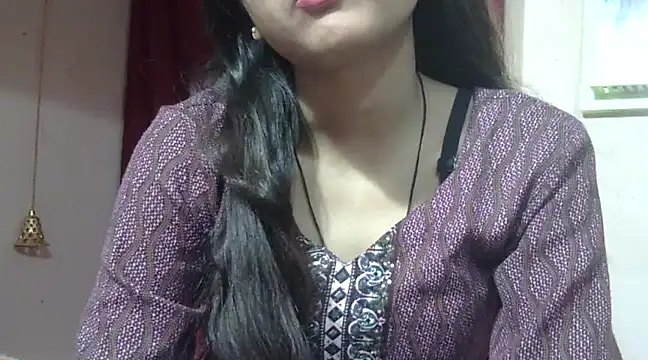 Snapshot of Aayesha chatting on 03-19-25, 10:55 Aayesha online show from 03-19-25, 10:55