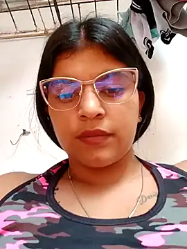 naughty-girl01 online show from 02-03-25, 04:31