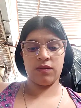 naughty-girl01 online show from 03-01-25, 05:27