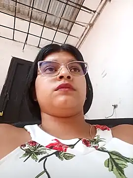 naughty-girl01 online show from 03-11-25, 04:40