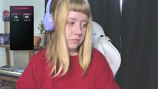 June shy0 online show from 09-21-25, 07:32