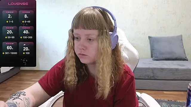 Snapshot of June_shy0 chatting on 05-03-26, 07:47 June shy0 online show from 05-03-26, 07:47
