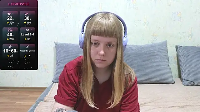 Snapshot of June_shy0 chatting on 05-31-26, 08:10 June shy0 online show from 05-31-26, 08:10