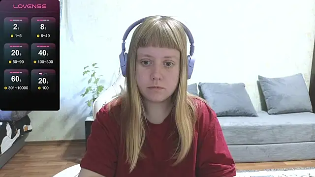 Snapshot of June_shy0 chatting on 06-14-26, 08:27 June shy0 online show from 06-14-26, 08:27