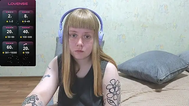 Snapshot of June_shy0 chatting on 07-03-26, 07:59 June shy0 online show from 07-03-26, 07:59