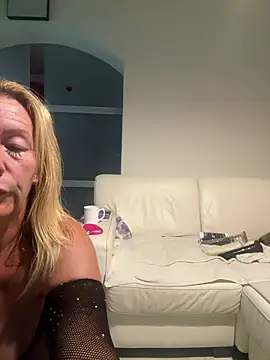 sissytrainz online show from 04-15-26, 04:52