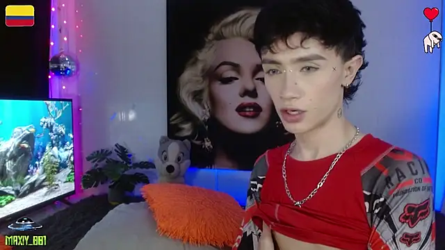 maxiy 001 online show from 08-04-26, 01:42