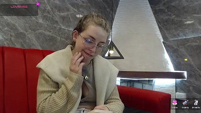  isaabellaa online show from 02-19-25, 02:44