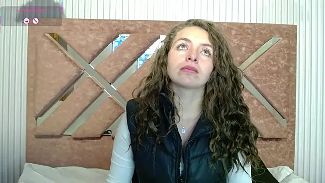  isaabellaa online show from 04-10-26, 12:32