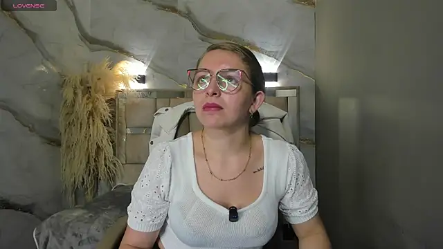  isaabellaa online show from 07-06-26, 02:36