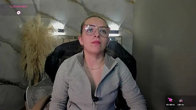  isaabellaa online show from 07-30-26, 12:59