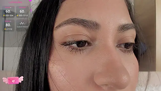 Sweetnaughtygirl  online show from 04-03-26, 12:08