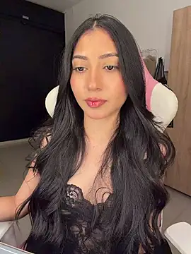 Sweetnaughtygirl  online show from 05-28-26, 11:57