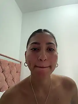 Snapshot of Sweetnaughtygirl_ chatting on 07-28-26, 03:32 Sweetnaughtygirl online show from 07-28-26, 03:32
