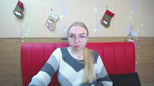 BeatriceFly online show from 12-28-24, 09:20