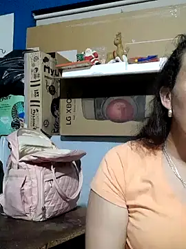 skayhot  online show from 12-19-24, 11:25