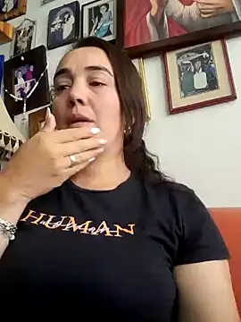 skayhot  online show from 01-15-25, 04:43