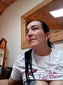 skayhot  online show from 02-15-25, 07:28