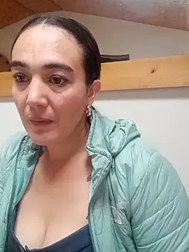 skayhot  online show from 10-03-25, 01:41