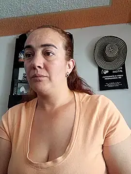 skayhot  online show from 01-09-26, 02:42