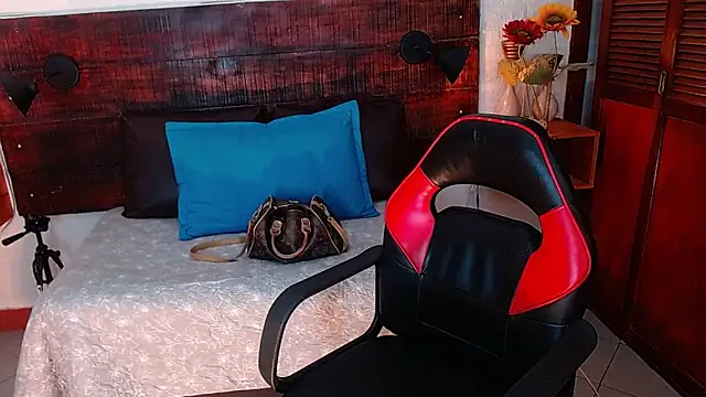 Celeste sanz online show from 12-26-24, 09:15