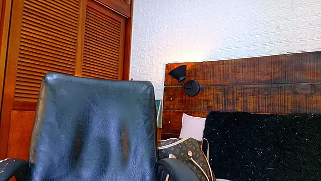 Celeste sanz online show from 09-14-25, 03:44