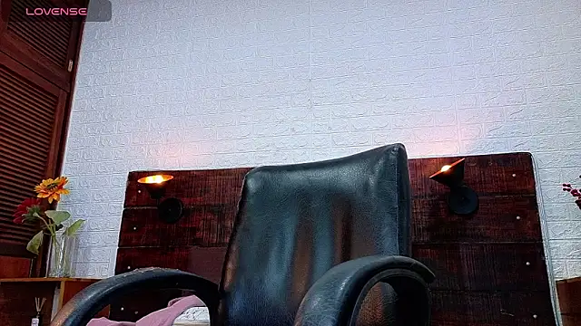 Celeste sanz online show from 11-19-25, 10:59