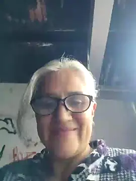 Edged Hot69 online show from 12-18-24, 12:40